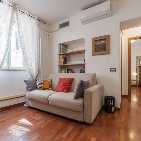 Casa Zeffiro - Fromhometorome شقة