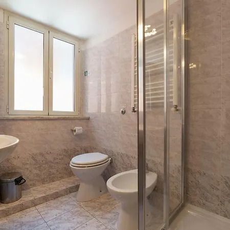 Casa Zeffiro - Fromhometorome Roma