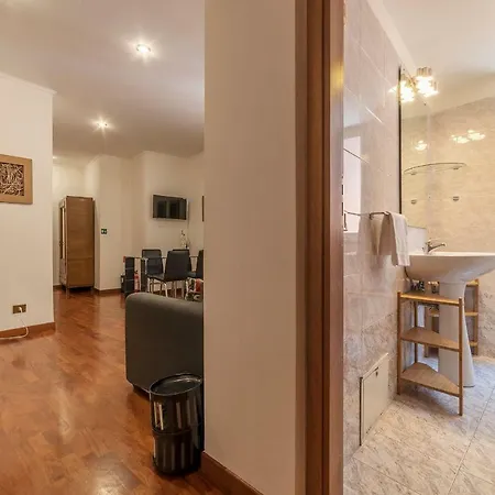 Casa Zeffiro - Fromhometorome *