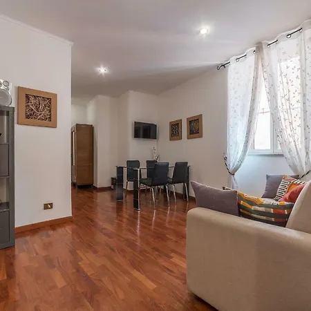 Casa Zeffiro - Fromhometorome * Roma