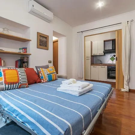 Apartamento Casa Zeffiro - Fromhometorome *