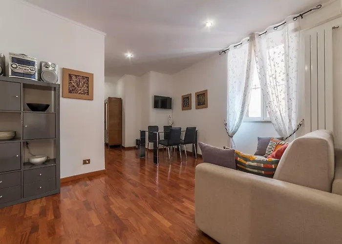 Casa Zeffiro - Fromhometorome * روما